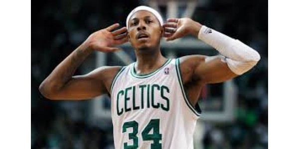Boston Celtics blev igen underskrevet Pierce